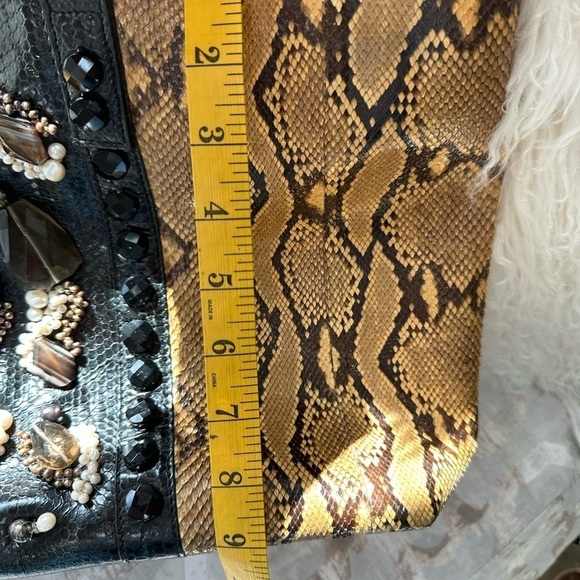 Handcrafted Snake Skin with Stone and Pearl Embellishments on front/back handbag - Picture 7 of 7